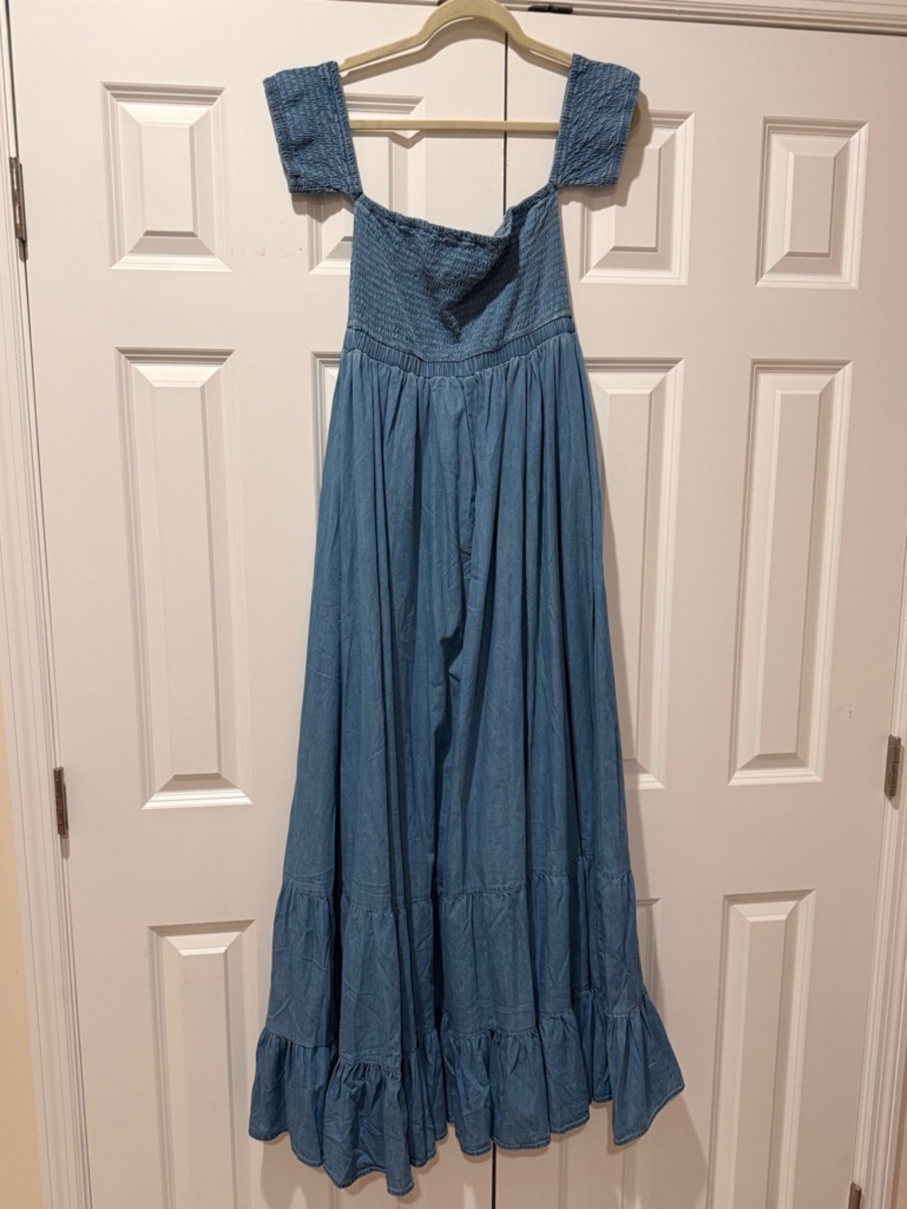Strapless dress with upper arm sleeves. Worn Once.